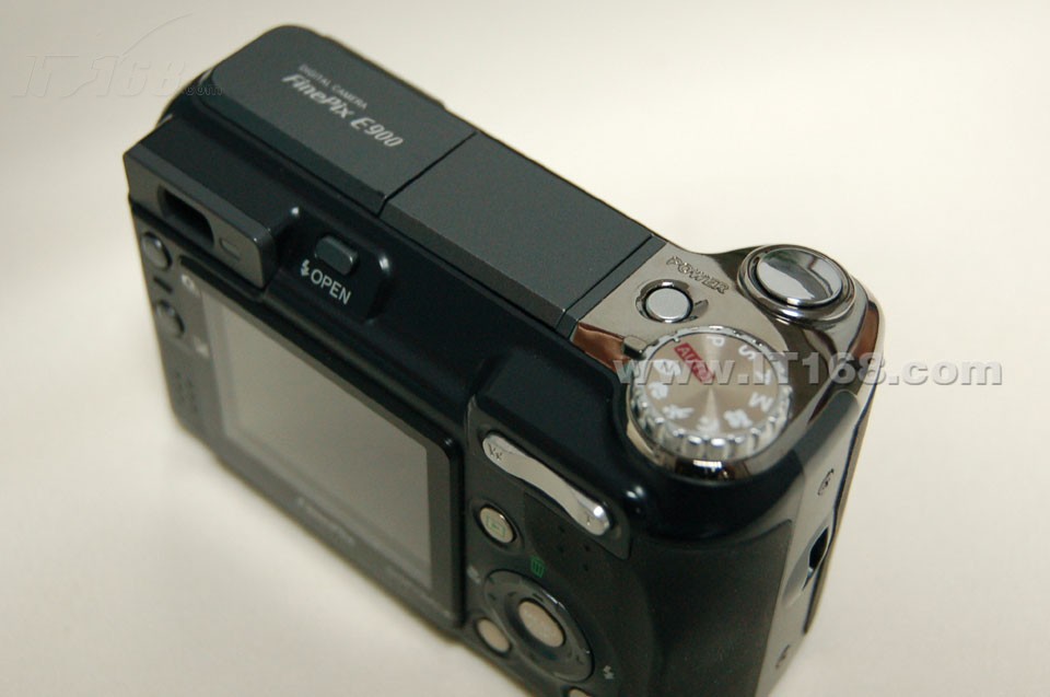 富士finepix e900数码相机产品图片20