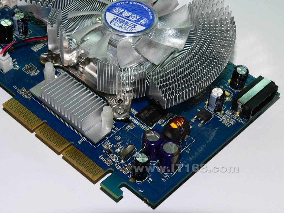 集成显卡hd3200和独立显卡7300gt那个好