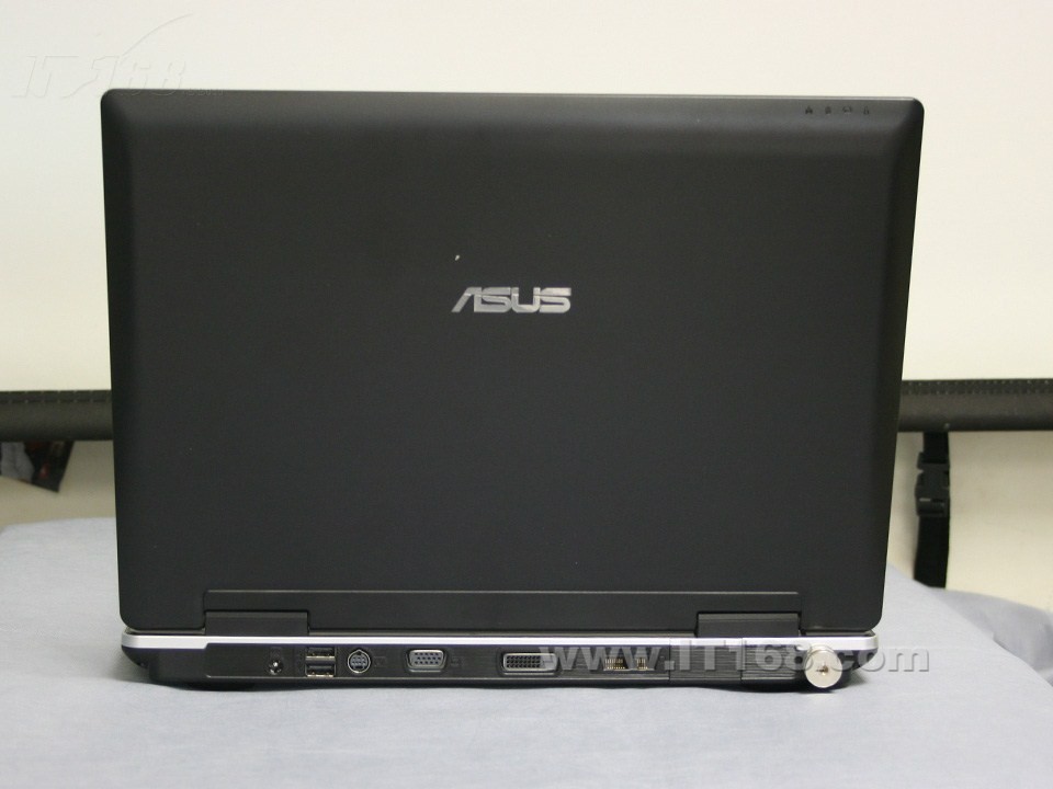 鼠标悬停出现悬浮框_屏幕出现小黑框_苹果x屏幕出现小圆点屏幕失灵