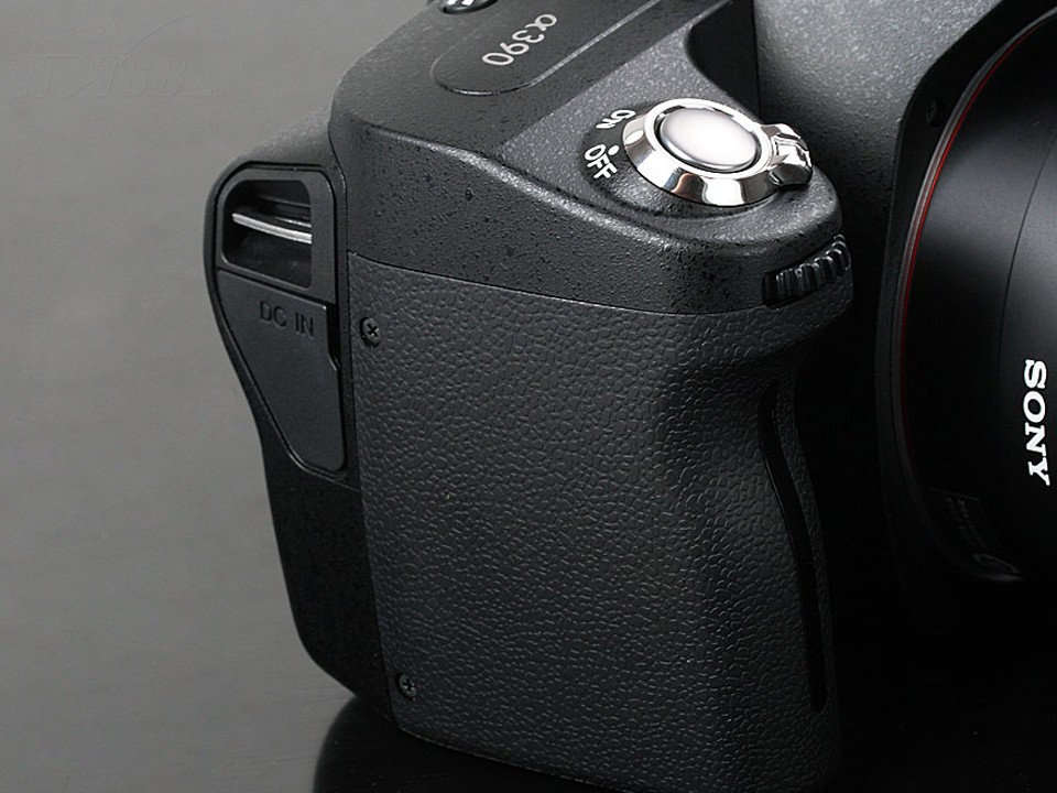 索尼a390套机(18-55mm,55-200mm)数码相机产品图片33