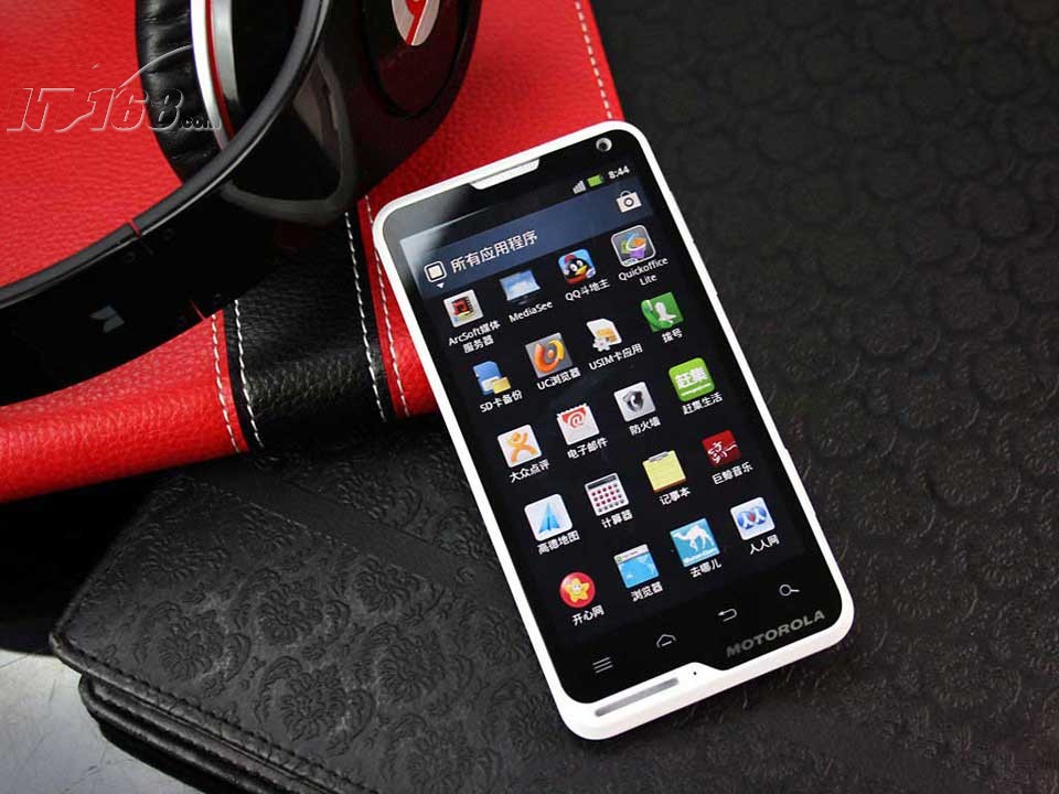 摩托罗拉xt615美图图片2素材-it168手机图片大全