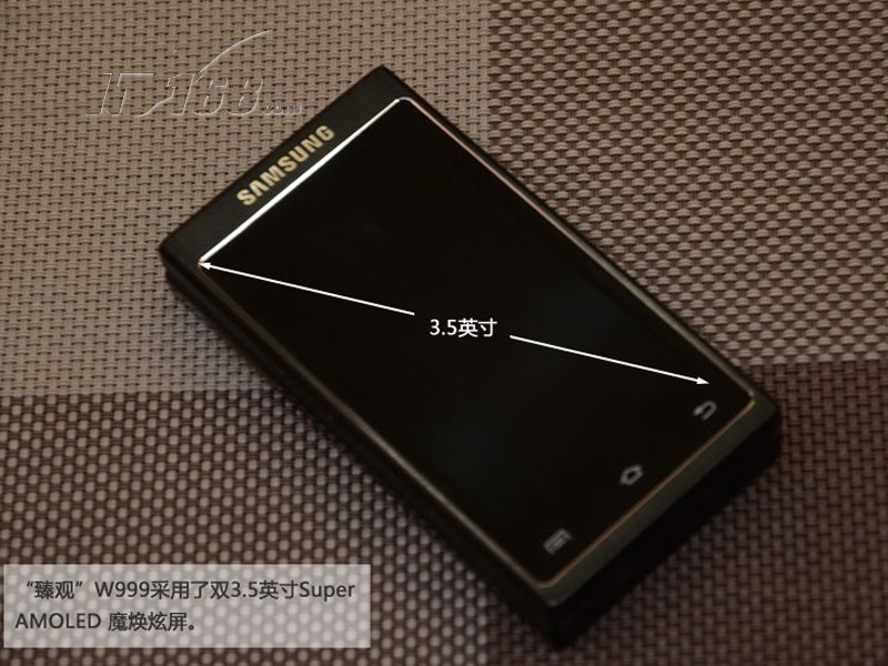 三星w999 16gb 电信版3g手机(双卡双待/黑色)评测图片2