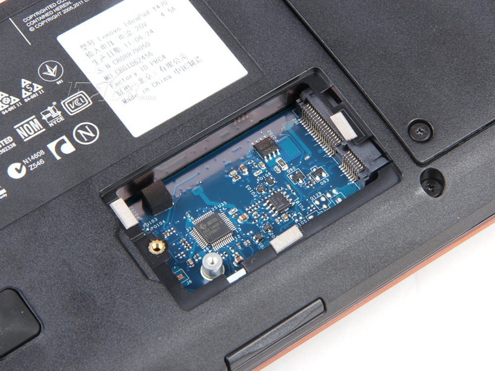 联想y470n-ith(4gb/500gb/gt550m)拆机图片37
