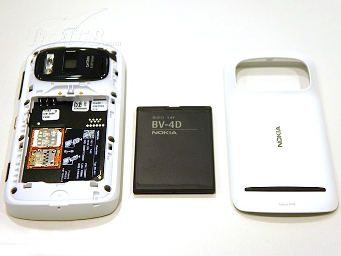 诺基亚808 PureView白色图片22素材-IT168手