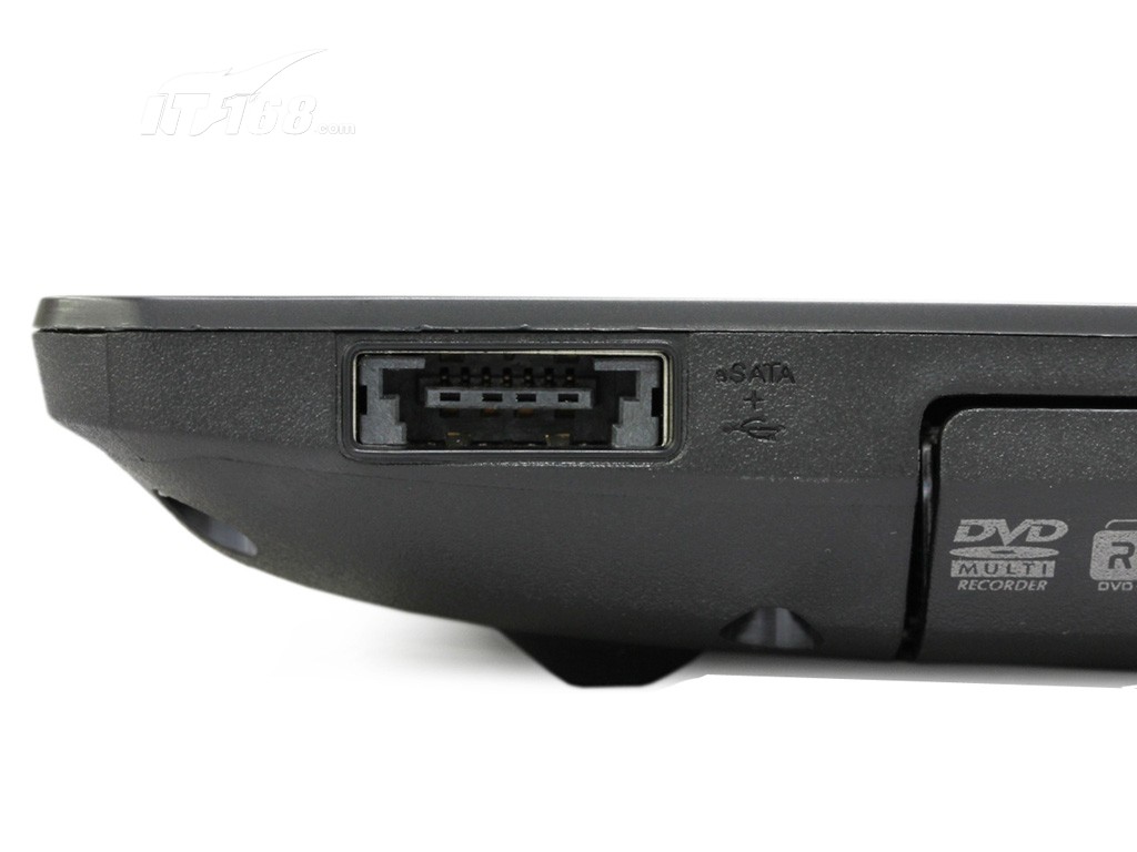 联想Y470p-ITHUSB\/eSATA两用接口图片素材