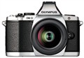 ���ְ�˹ E-M5�׻�(14-42mm II R)