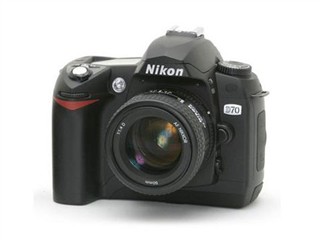 �῵ D70