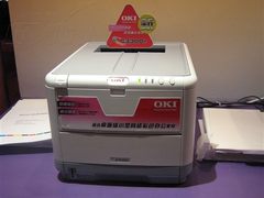 超值网络彩激 OKI3300n低价促销1900元