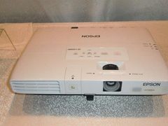 最便宜9900元 三款学校采购投影机推荐