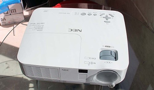 NEC NEC NP-V230+ 图片