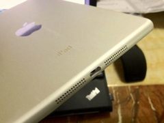 步iPhone5后尘 传iPad Mini同样易掉漆