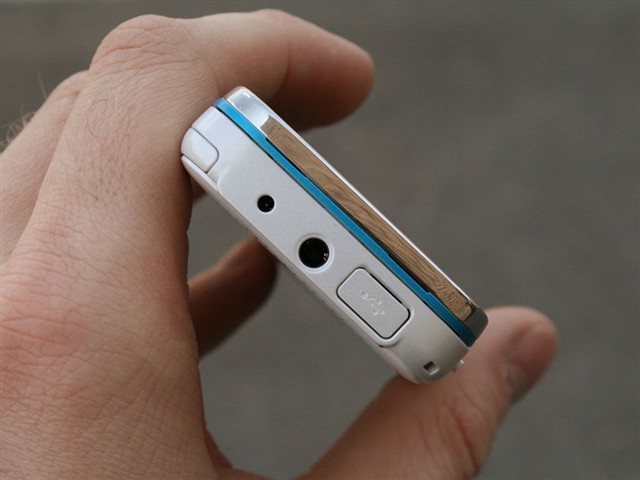 诺基亚5530xm(限定版)手机产品图片73(93/266)