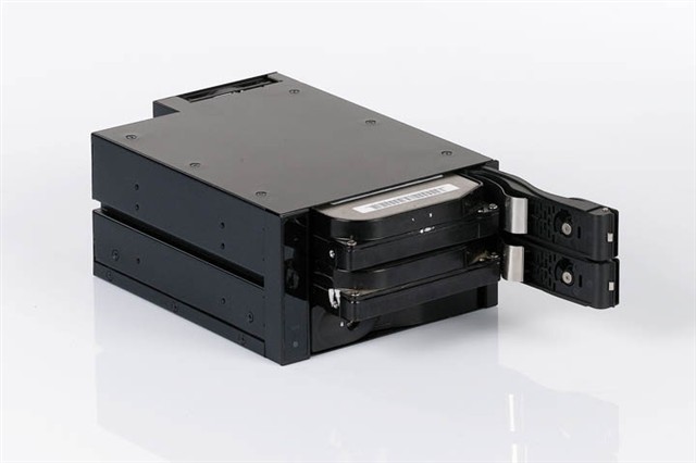 orico2338sas硬盘盒产品图片9-it168