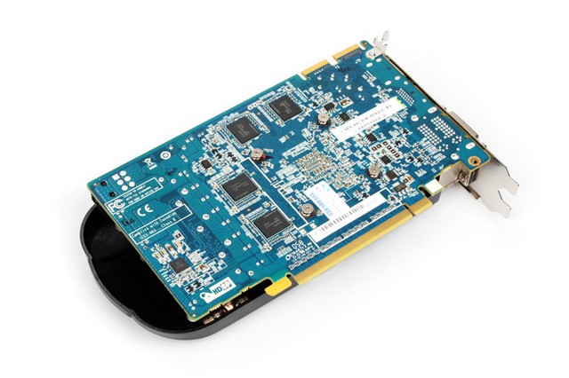 蓝宝HD5770 1G GDDR5白金版显卡产品图片2