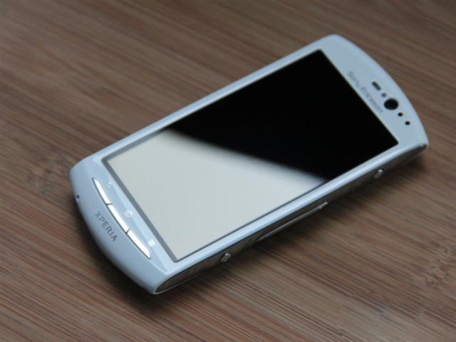MT11i Xperia neo V28-IT168