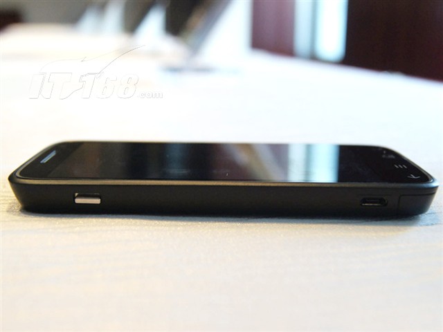 iPhone 13 Pro Max手机墙纸 5364317.jpg
