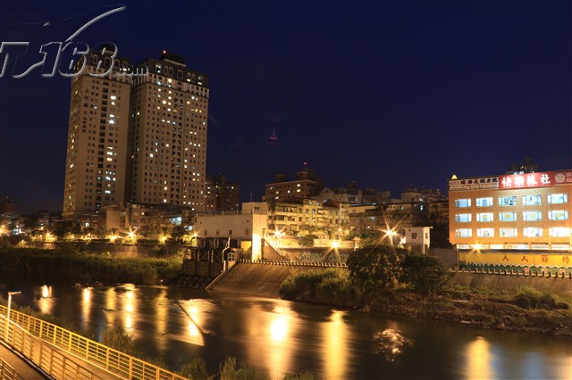 佳能650D夜景样张图片3-IT168