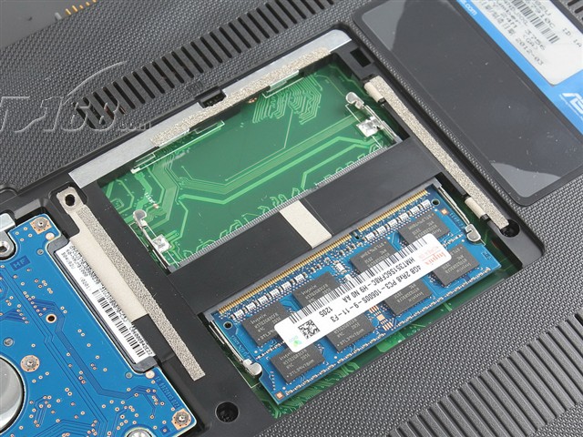 华硕u82ee45u(2gb/500gb)拆机图片1(51/58)