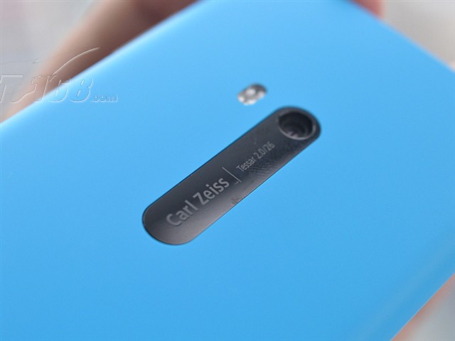 诺基亚Lumia 920蓝色图片2-IT168