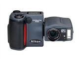 尼康Coolpix 990数码相机图片