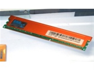 金邦 白金1GB（PC3-12800/DDR3 1600）