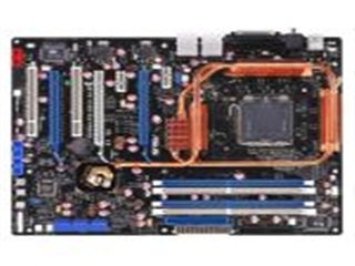 华硕 玩家国度Striker Extreme