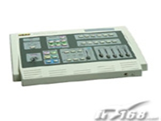CMX 07特技台