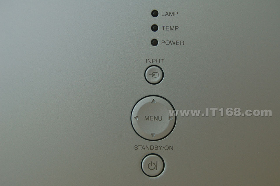 日立(HITACHI) CP-HS985投影机外观清晰大图