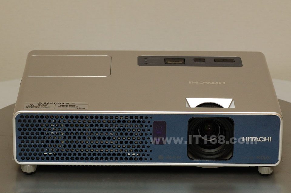 日立(HITACHI) HCP-70X投影机外观清晰大图
