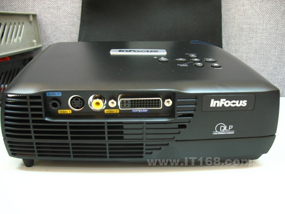 ������(Infocus) LP80CͶӰ�����������ͼ