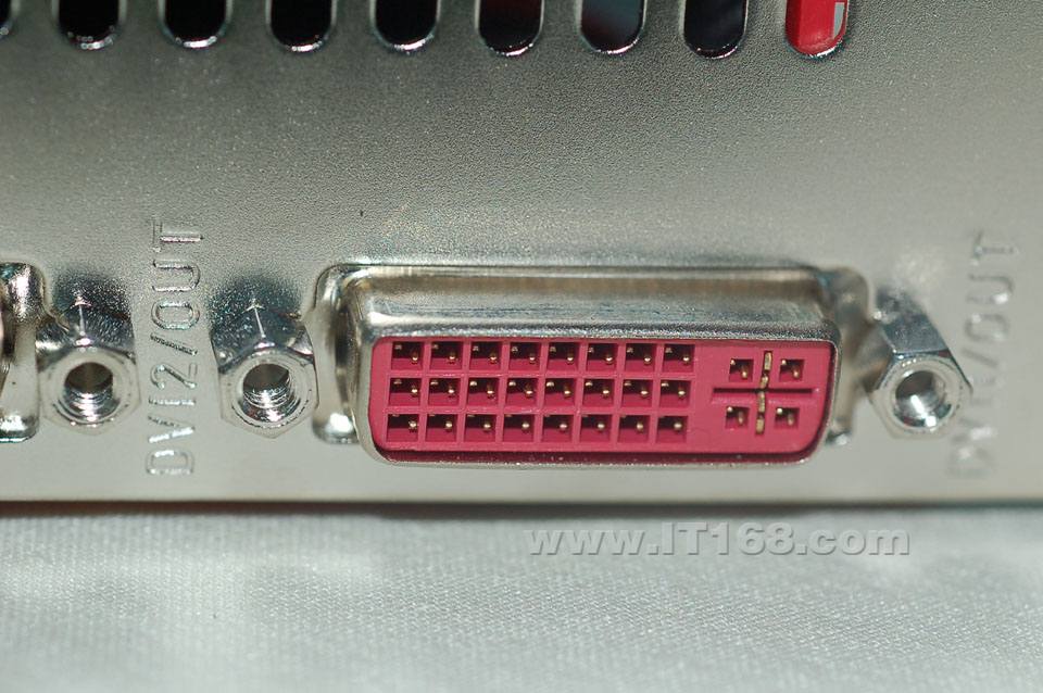 ���N(GAINWARD) ���8600GT��ӧ��256M�Կ����������ͼ