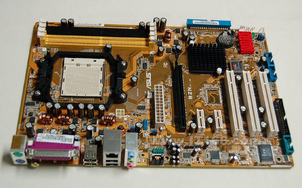 ��˶(ASUS) M2N�������������ͼ