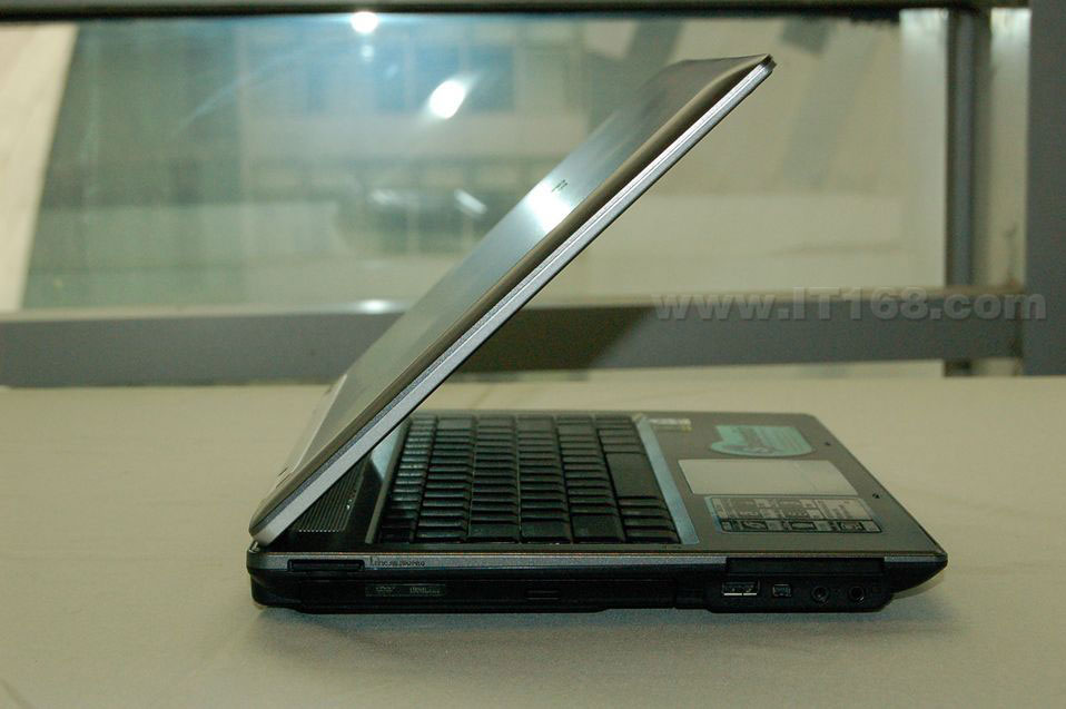 ��˶(ASUS) Z99H555Sc-SL�ʼǱ����������ͼ