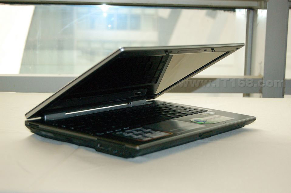 ��˶(ASUS) Z99H555Sc-SL�ʼǱ����������ͼ