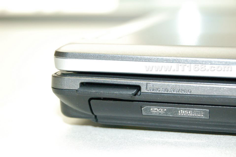 ��˶(ASUS) Z99H555Sc-SL�ʼǱ����������ͼ