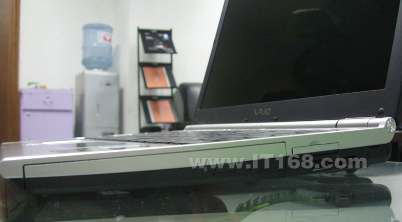 SONY(����) VGN-SZ752�ʼǱ����������ͼ