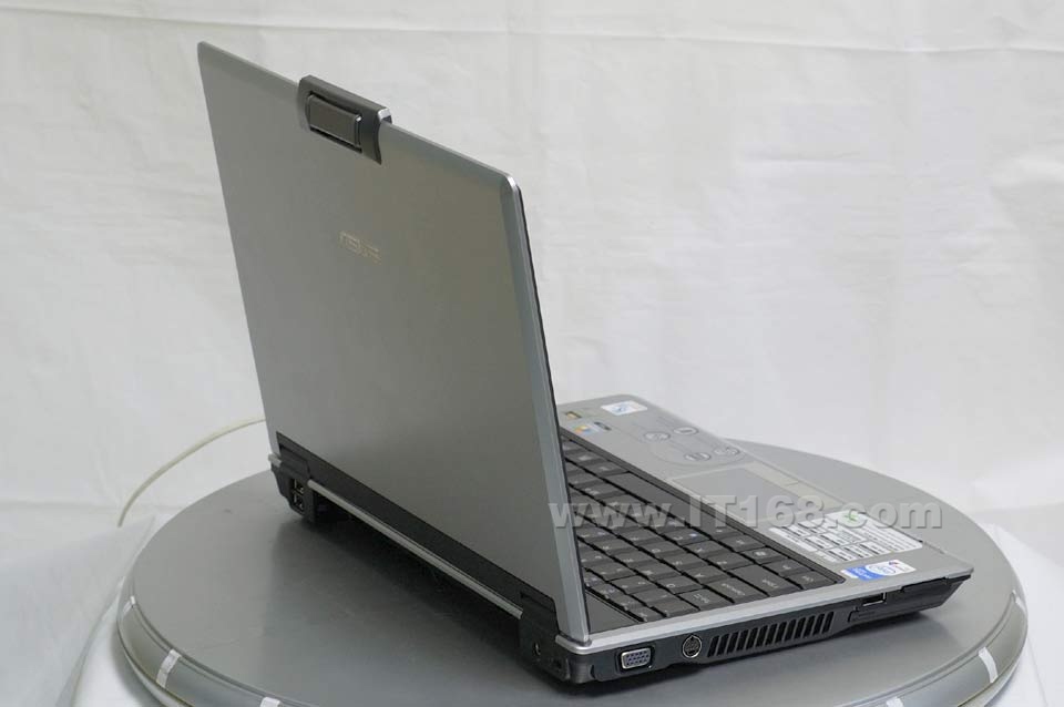 ��˶(ASUS) F9GT56Dc-SL�ʼǱ����������ͼ