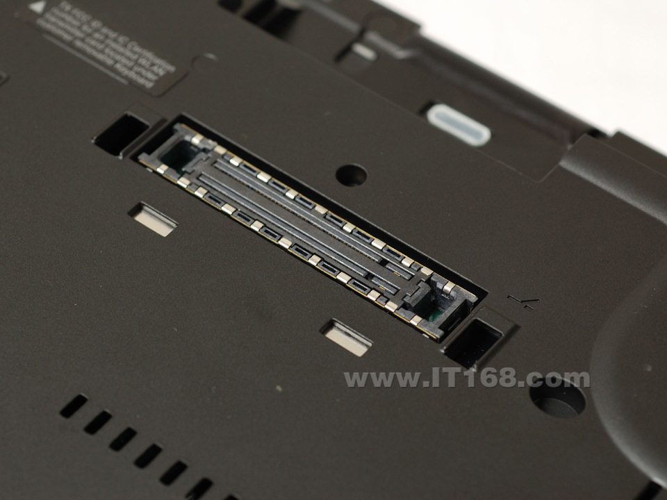 ThinkPad(IBM) T618889CG5�ʼǱ����������ͼ