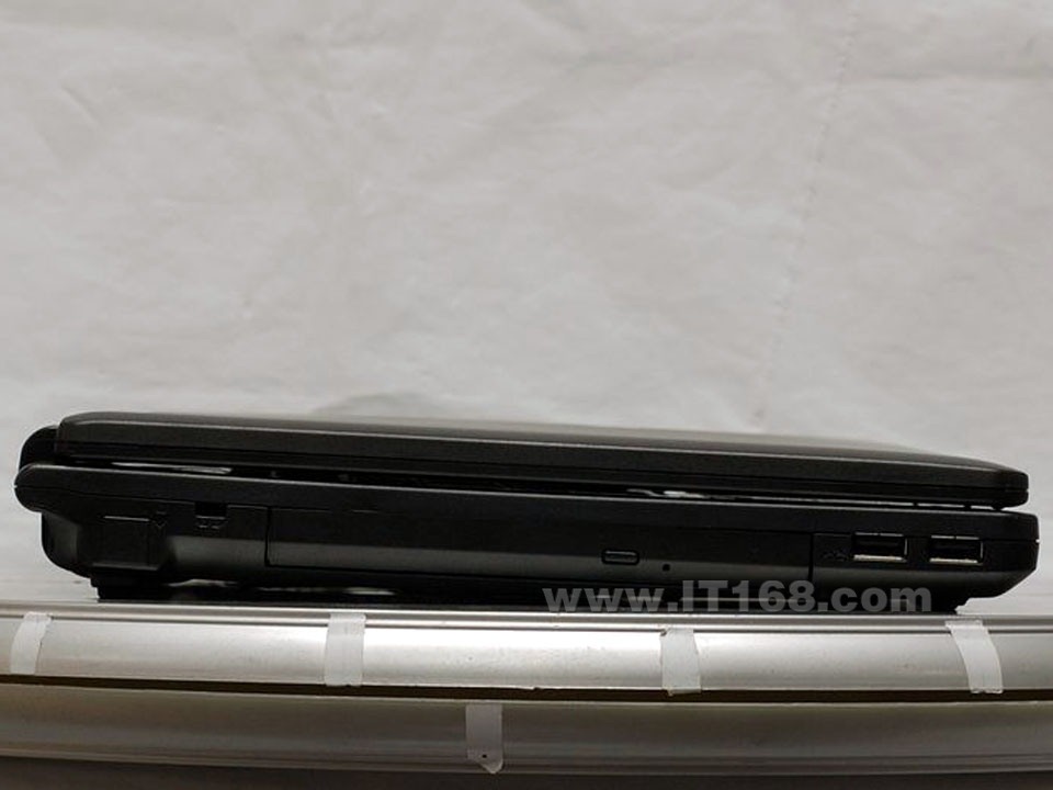 ����(HASEE) ���� F213E�ʼǱ����������ͼ