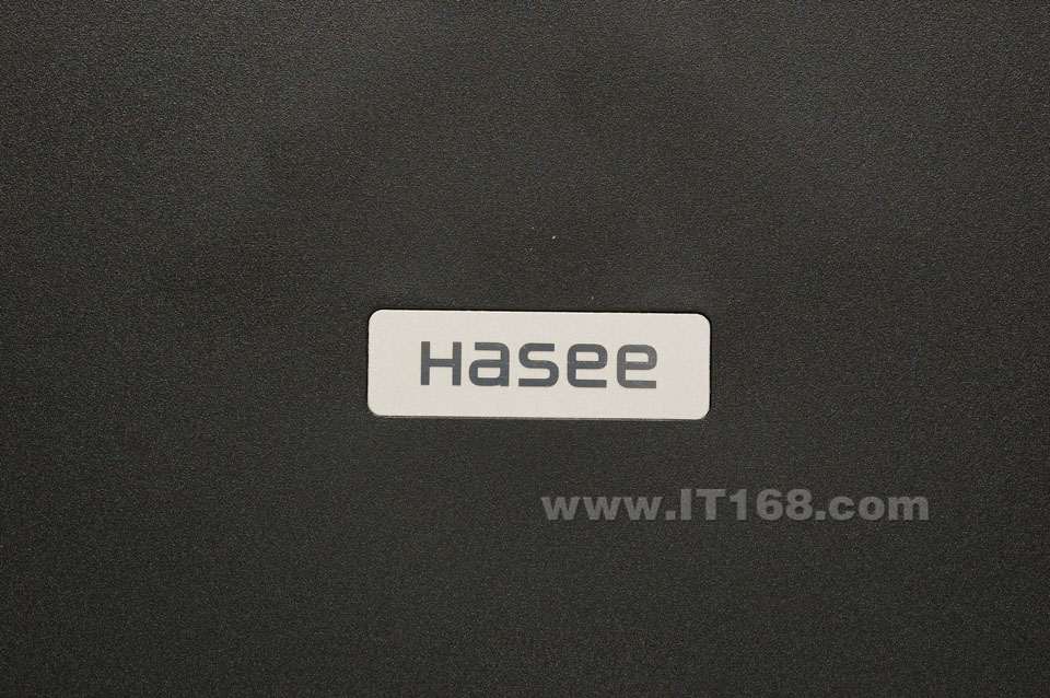 ����(HASEE) ���� F213E�ʼǱ����������ͼ