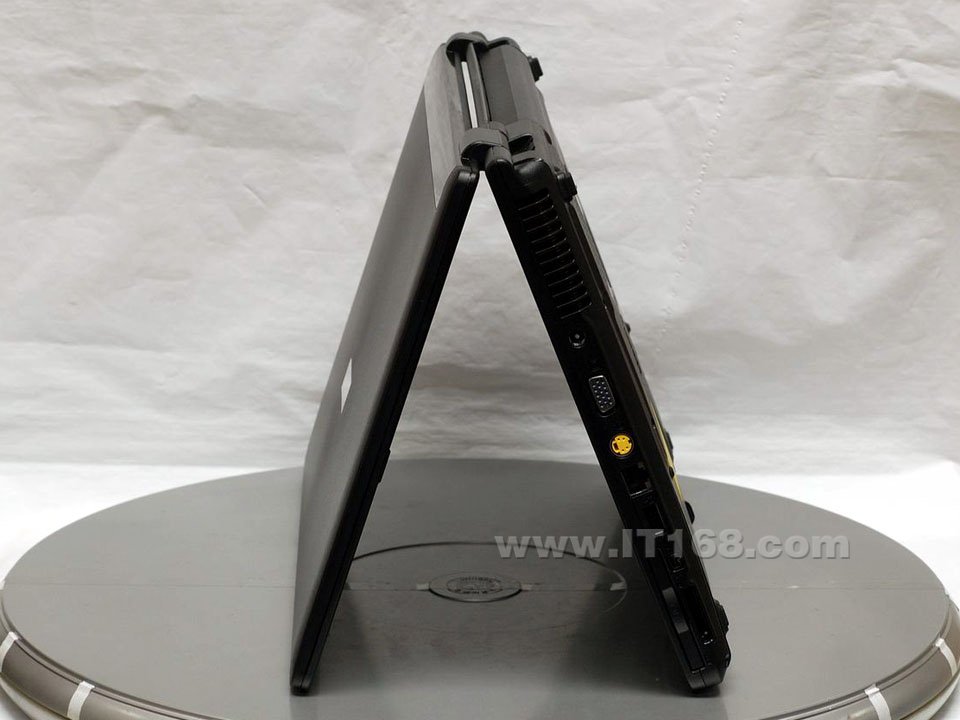 ����(HASEE) ���� F213E�ʼǱ����������ͼ