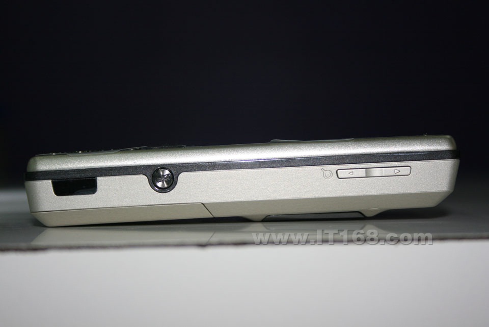 ���ᰮ����(����) K818C�ֻ����������ͼ
