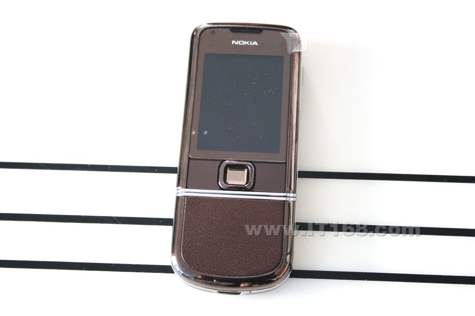 ŵ����(NOKIA) 8800a�ֻ����������ͼ