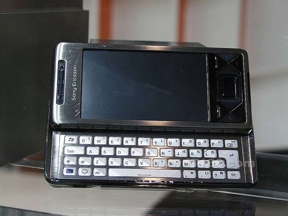 ���ᰮ����(����) XPERIA X1�ֻ����������ͼ