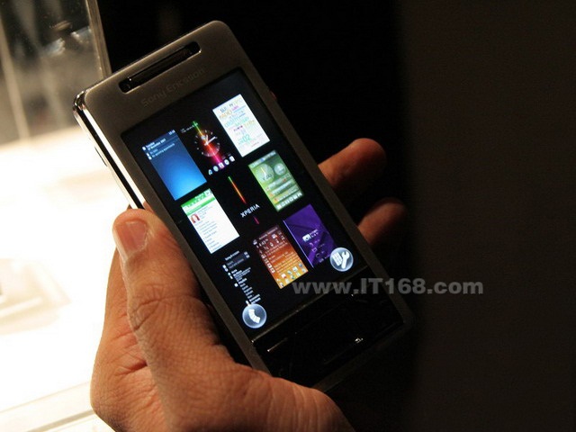 ���ᰮ����(����) XPERIA X1�ֻ����������ͼ