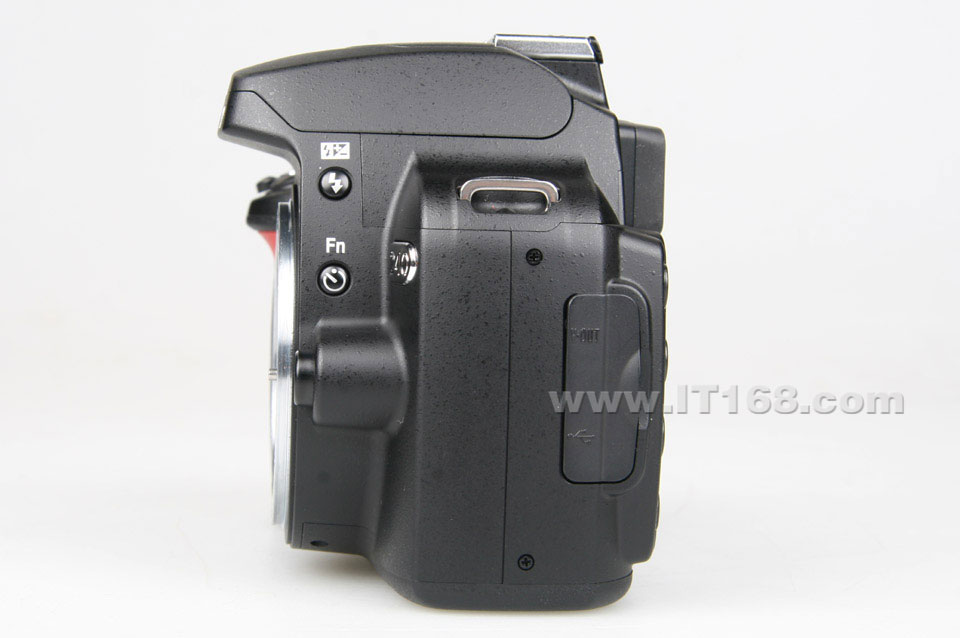尼康(NIKON) D40数码相机外观清晰大图