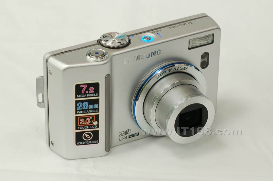 三星(SAMSUNG) 蓝调 L74 Wide数码相机外观清晰大图