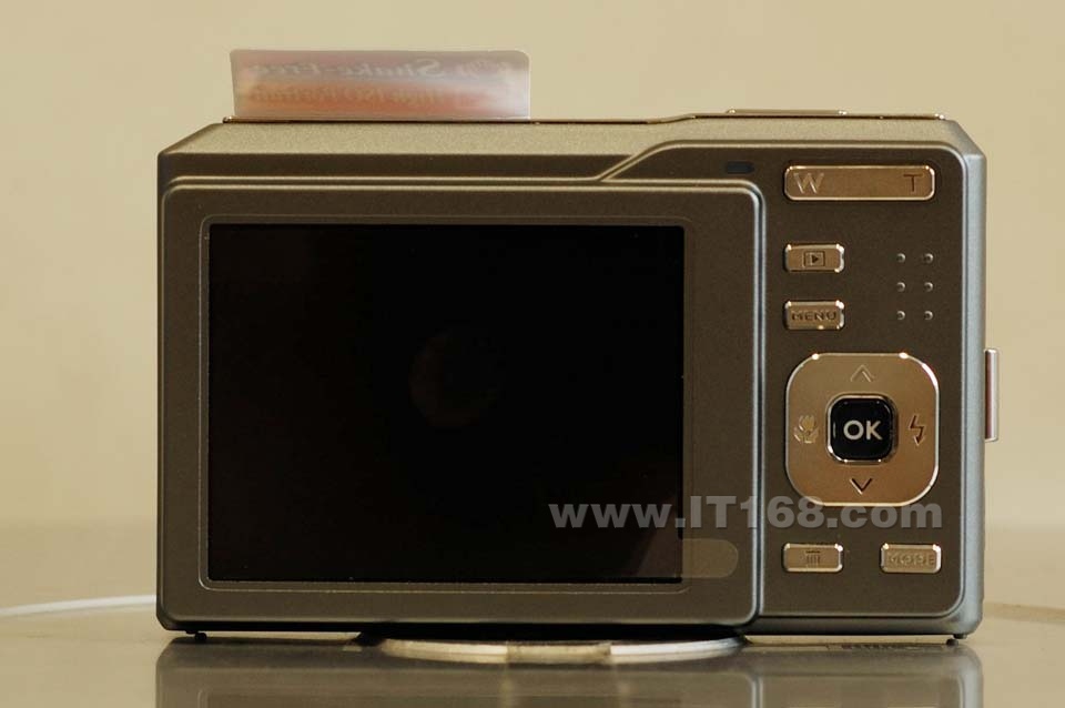BenQ(明基) DC E820数码相机外观清晰大图
