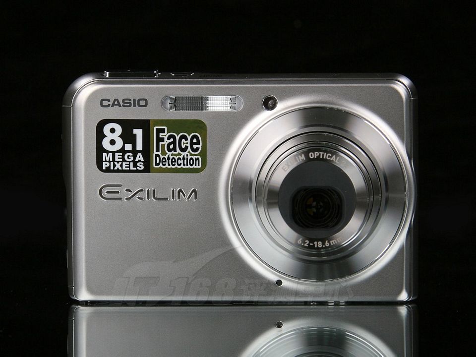 卡西欧(CASIO) EX-S880数码相机外观清晰大图