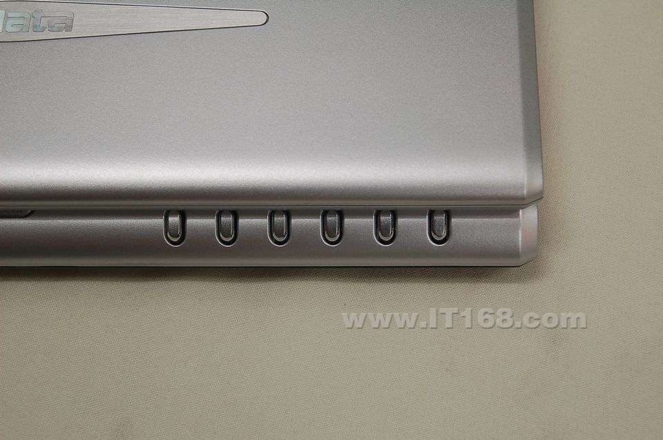 ������(malata) PDW-6106��ЯʽDVD���������ͼ